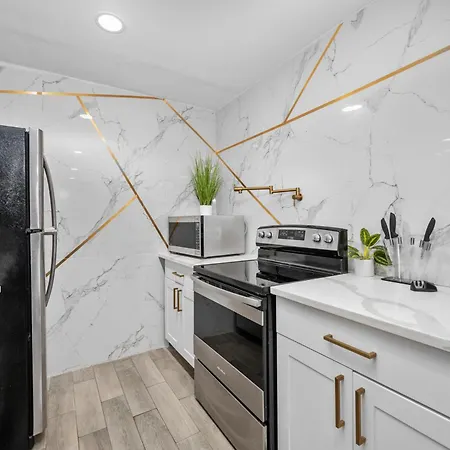 Spacious Galleria Apartment With Free Park Houston Exterior photo
